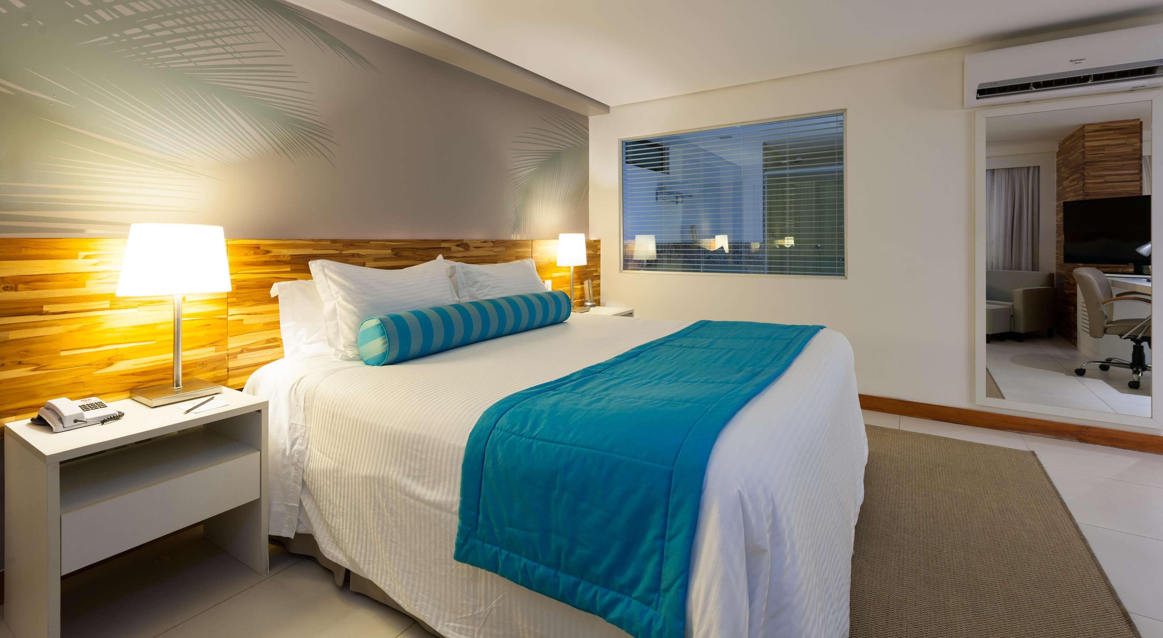 Best Western Premier Maceio ภายนอก รูปภาพ A bedroom at the hotel
