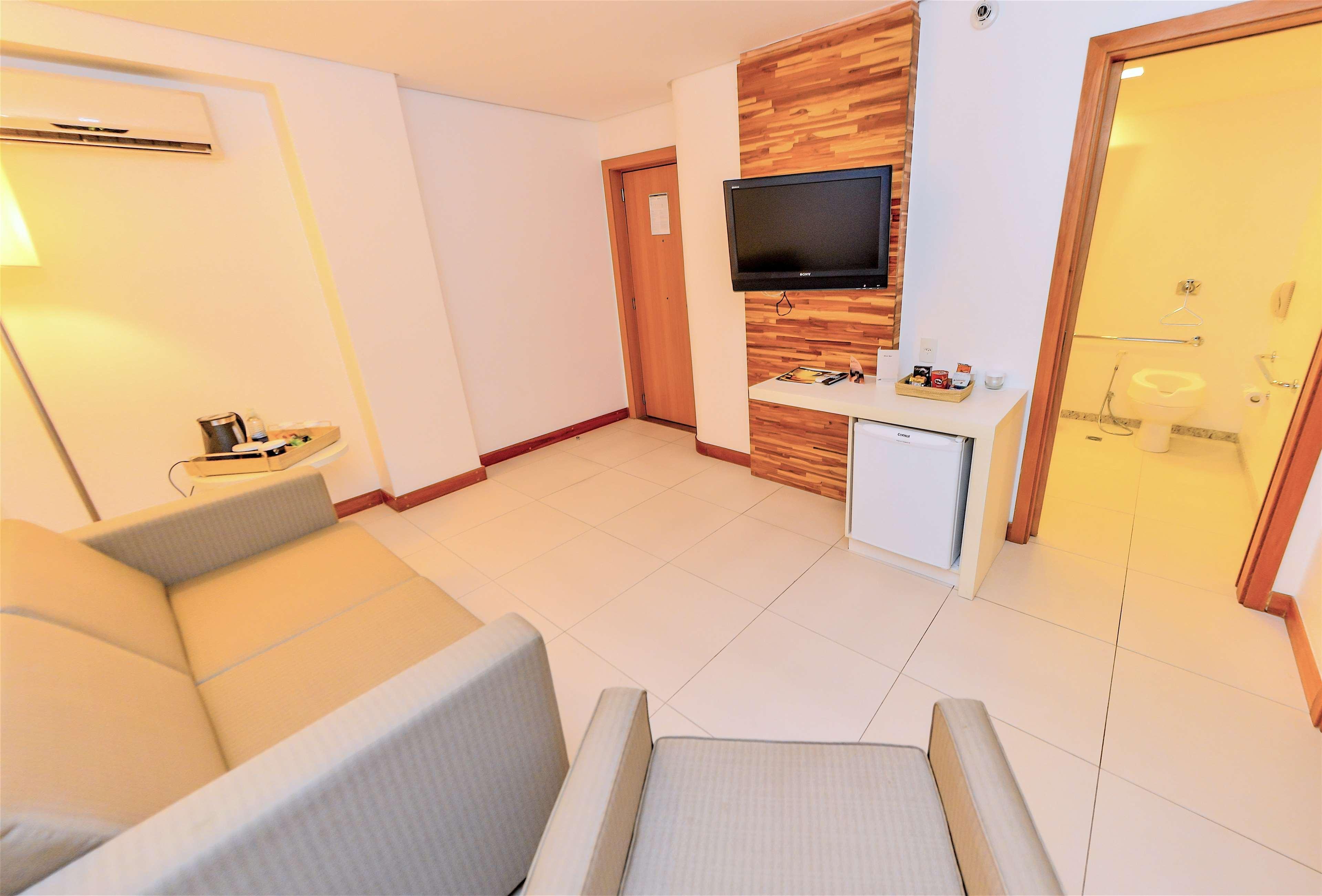 Best Western Premier Maceio ภายนอก รูปภาพ A room at the hotel
